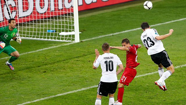 Gomez heads home the winner